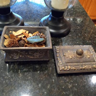 PAIR OF HURRICANE CANDLE HOLDERS AND A LIDDED BOX