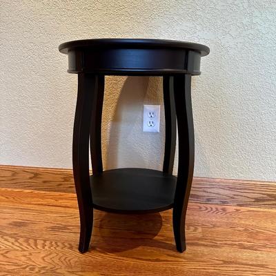 2 TIER SIDE TABLE/PLANT STAND