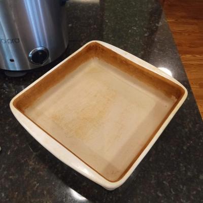 THE PAMPERED CHEF BAKING PAN AND AN EURO-PRO STEAMER