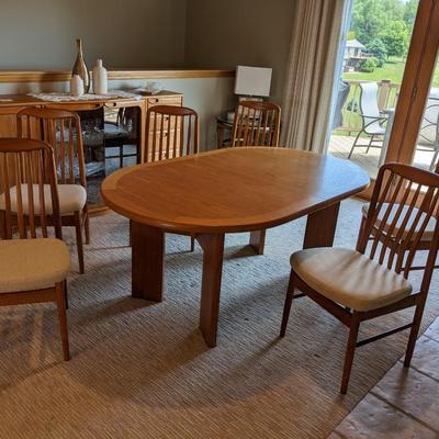 Gorgeous Skovby MCM Dining Table and 6 Chairs