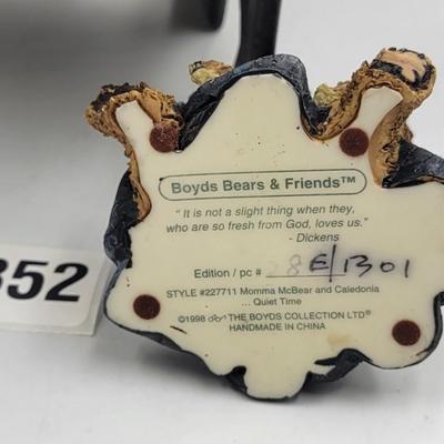 Boyd's Bears Decor Lot
