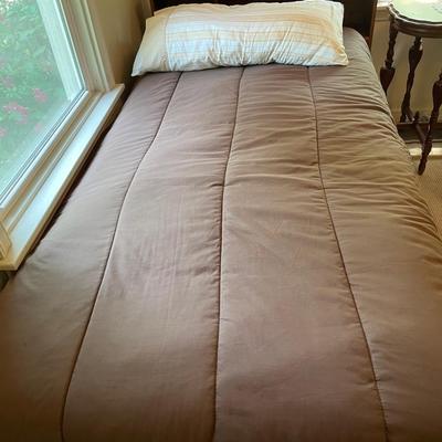 Twin bed