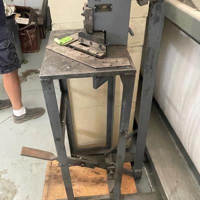 Little Blacksmith Metal Cutting Machine #50 - WORKS