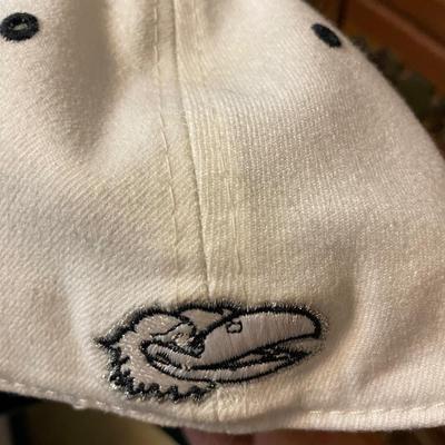 KU fitted cap