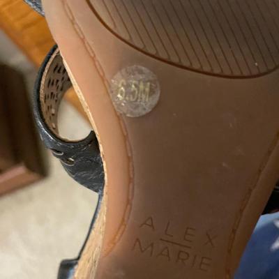6.5 Alex Marie