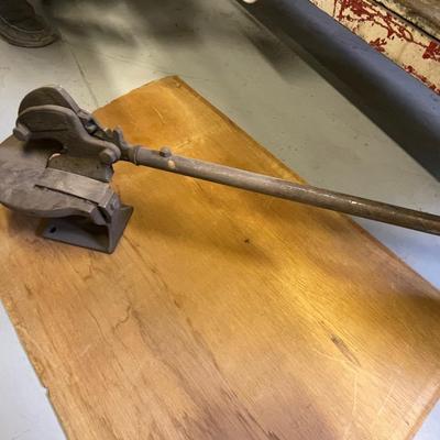 Severly Shear Metal Cutter