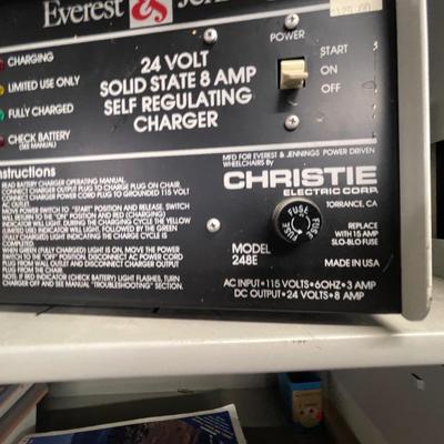 Everest & Jennings 24 Volt Charger