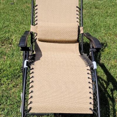 New Folding Lounge Chair