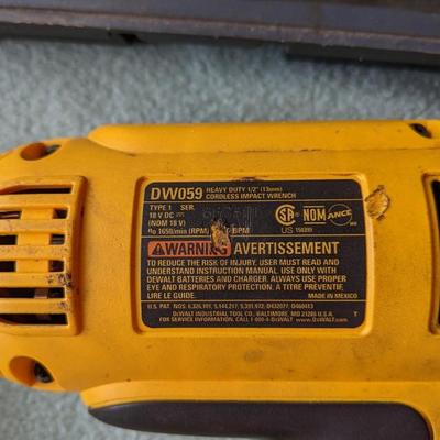 DeWalt DW059 18V Battery Drill with Socket Set