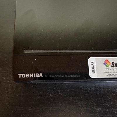 TOSHIBAA SMART BLU-RAY DISC PLAYER BDK33 W/REMOTE