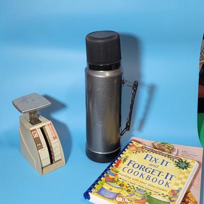 Vintage Alladin Thermos Lot
