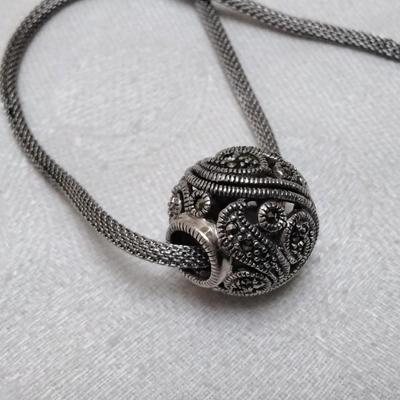 Unique Marcasite Slider On Mesh 925 17" Necklace