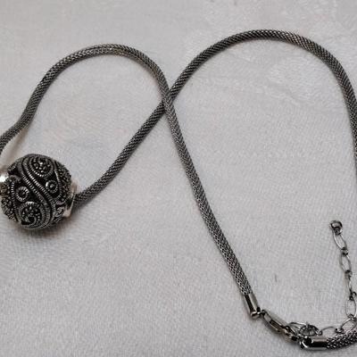 Unique Marcasite Slider On Mesh 925 17" Necklace