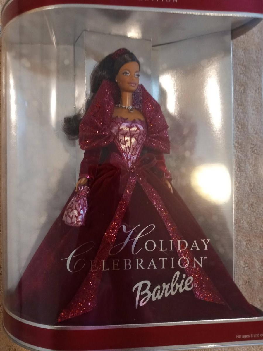 special-edition-holiday-celebration-barbie-2002-estatesales