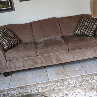 Like New Broyhill Couch