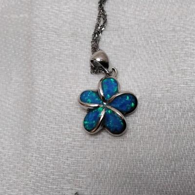 Blue Fire Opal Flower 925 16" Necklace