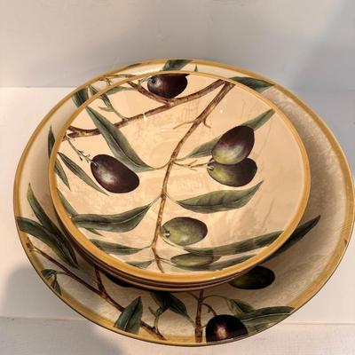 Williams Sonoma Pasta Bowl Set