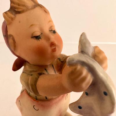 Hummel Girl Washing Clothes Figurine