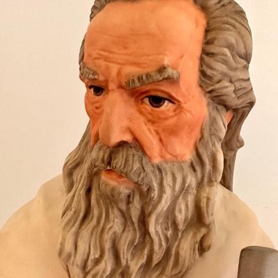 Laszlo Ispanky Statue