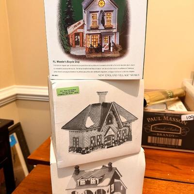 Department 56 New England Village Lot