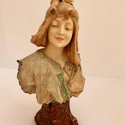 Victorian Bust of Lady Statue