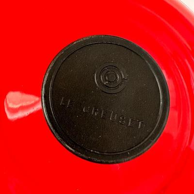 Le Creuset Pot and Baking Dish Lot