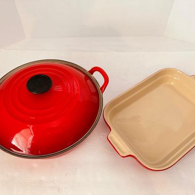 Le Creuset Pot and Baking Dish Lot