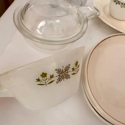 Vintage Kitchen Glassware Lot