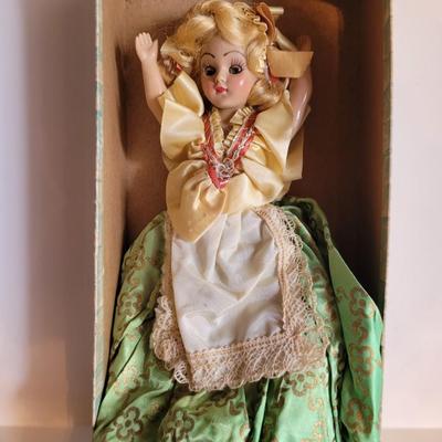 ARCO Dolls of the World