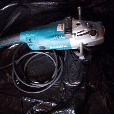 MAKITA ANGLE GRINDER