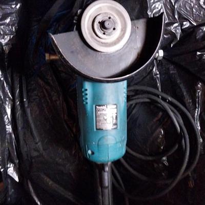 MAKITA ANGLE GRINDER