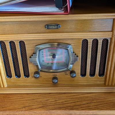 Crosley Oak Wood CR67 Grand Music Center Record Player Cassette AM/FM Radio
