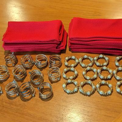 2 Lovely Sets of 12 Napkin Rings and Quality Napkins