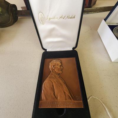 VDB Lincoln Art Medal