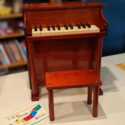 NIB Schoenhut My First Piano II