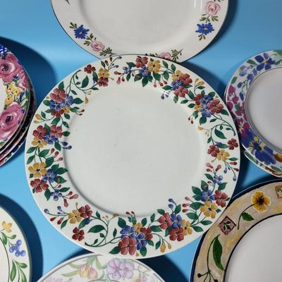 Vintage Floral Plate Lot