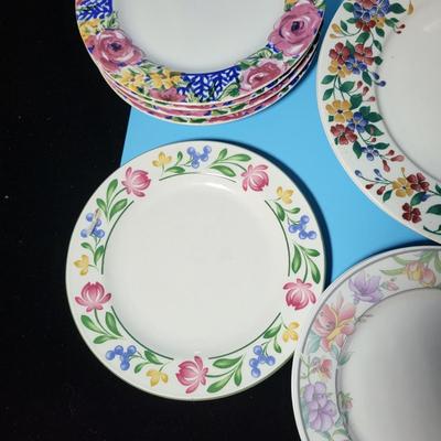 Vintage Floral Plate Lot