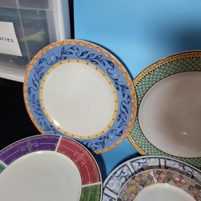 Plates with Blues Lot