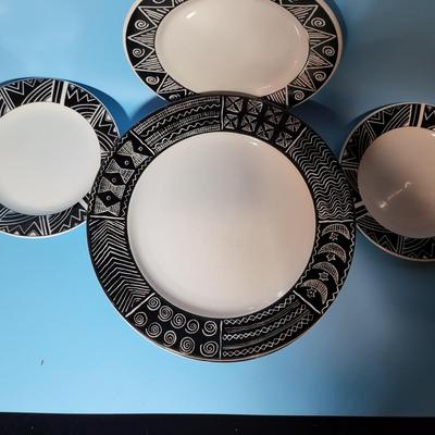 Plates with Black Design Lot