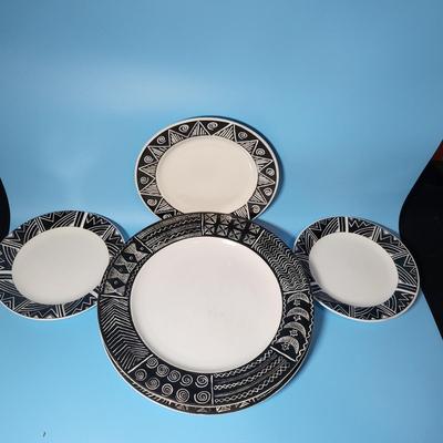 Plates with Black Design Lot