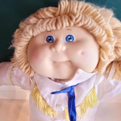1985 Xavier R. Cabbage Path Doll