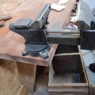 Bench Vise Clamp