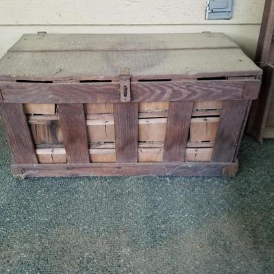 Primitive Wood Fruit Berry Box Crate
