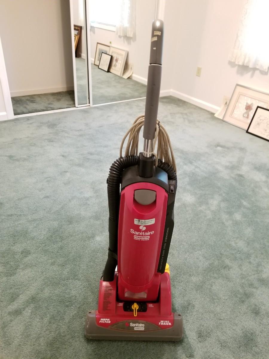 Sanitaire Commercial Vacuum