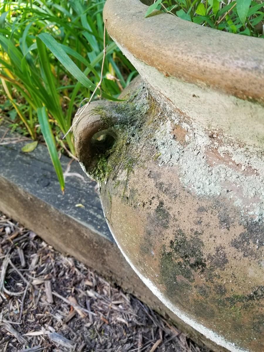 Large Planter Pot EstateSales large-planter-pot-estatesales