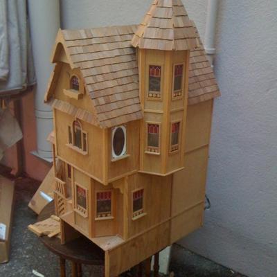 Victorian doll House