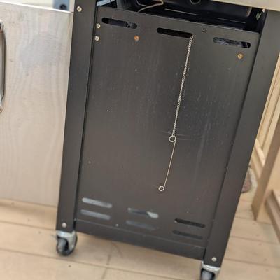 Char Broil Commercial Gas Grill and Accessories