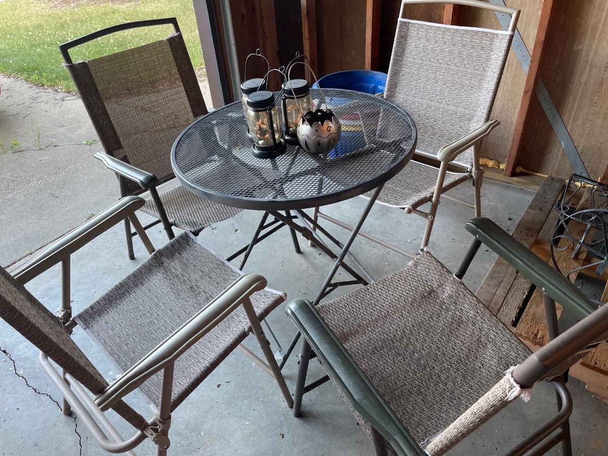 Small foldable table and chairs