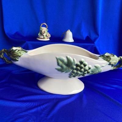VINTAGE TOKAY HULL CANDLE STICK POTTERY DISH AND BELLS