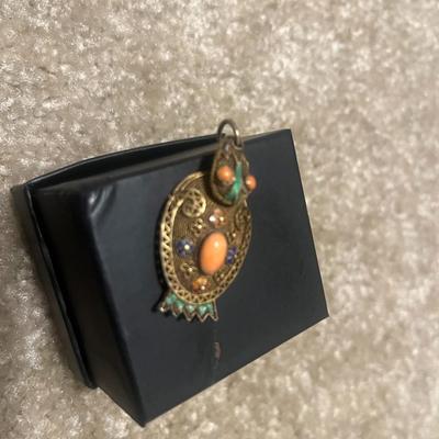 Duck locket silver and coral